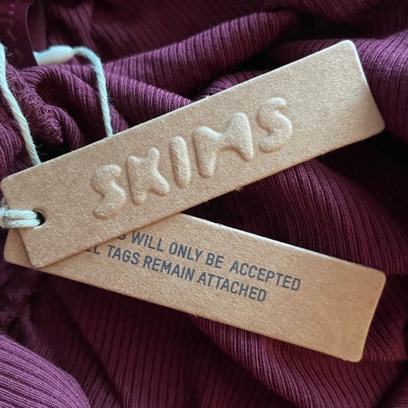 SKIMS Soft Lounge ruched stretch-jersey maxi skirt - Wine XS - Picture 6 of 9